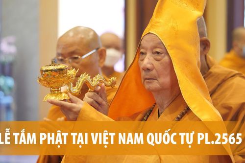 Thiêng liêng lễ Tắm Phật - mở đầu Đại lễ Phật đản Phật lịch 2565 tại TP.HCM