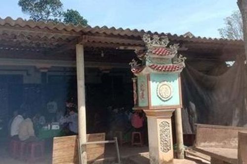 Rủ nhau ra hồ chơi, 3 cháu nhỏ chết đuối thương tâm