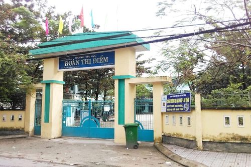 Nữ nhân viên y tế trường tiểu học mắc COVID-19 có lịch đi chợ, mua đồ ăn dày đặc