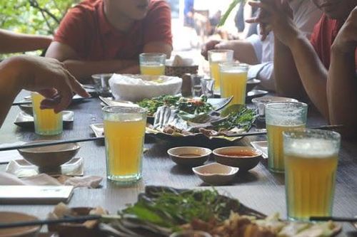 Tìm người ở quán ăn sáng, quán bia tại Hải Dương tiếp xúc bệnh nhân COVID-19