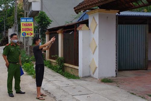 Vào tận nhà nghỉ để cướp