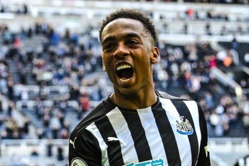Sao trẻ của Arsenal đi vào lịch sử Premier League