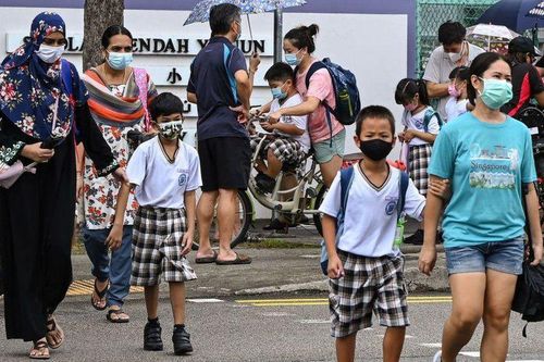 Quan chức Singapore, Ấn Độ tranh cãi về biến thể virus mới