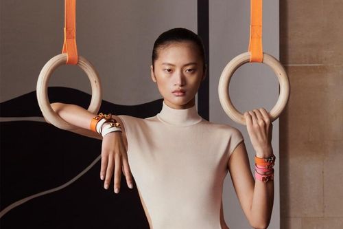 Hermès chuyển sang bán đồ tập thể thao đắt đỏ