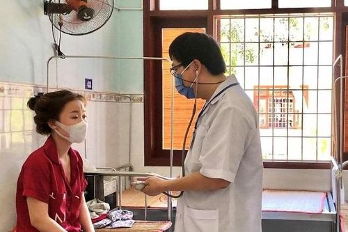 Quảng Ngãi: Sức khỏe những bệnh nhân ngộ độc sau ăn bánh mỳ dần hồi phục