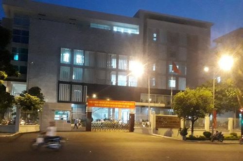 TP Hồ Chí Minh: Cán bộ, nhân viên UBND quận 6 phải xét nghiệm SARS-CoV-2