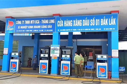 Kinh doanh xăng dầu hoạt động không phép giữa TP Buôn Ma Thuột