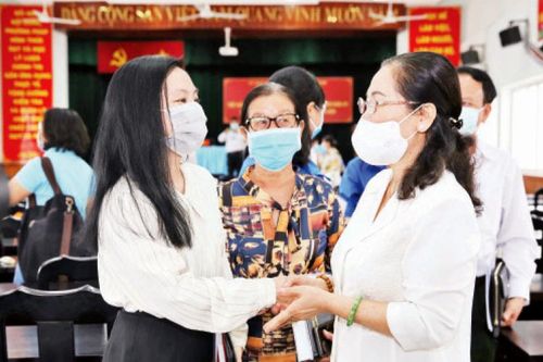 Gửi gắm niềm tin qua lá phiếu