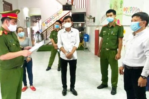 Phú Yên: Khởi tố Hạt trưởng Kiểm lâm huyện Tây Hòa tội lợi dụng quyền hạn