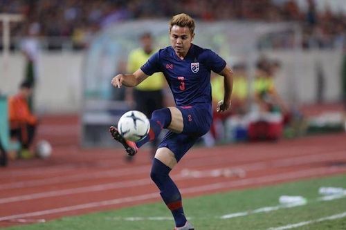 Từ chối dự vòng loại World Cup, trụ cột tuyển Thái Lan nhận 'mưa gạch đá'