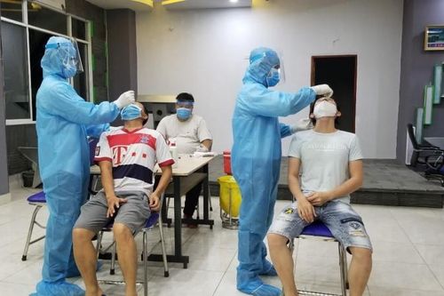 Nhân tố giúp Covid-19 'trôi nổi' trong không khí