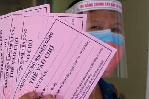 Đà Nẵng triển khai thí điểm thẻ đi chợ QR Code