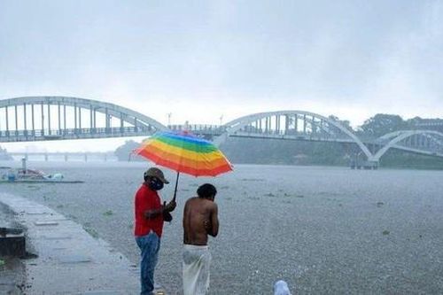 Bão Tauktae đổ bộ Ấn Độ, ít nhất 19 người chết