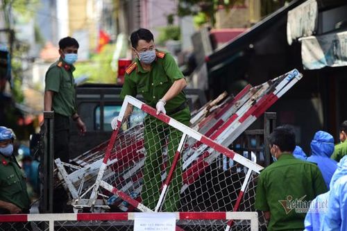 TP.HCM phong tỏa hẻm ở quận 3 liên quan ca nghi nhiễm Covid-19