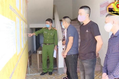 Cử tri 'đặc biệt' trong trại tạm giam ở Nghệ An thực hiện quyền bầu cử thế nào?
