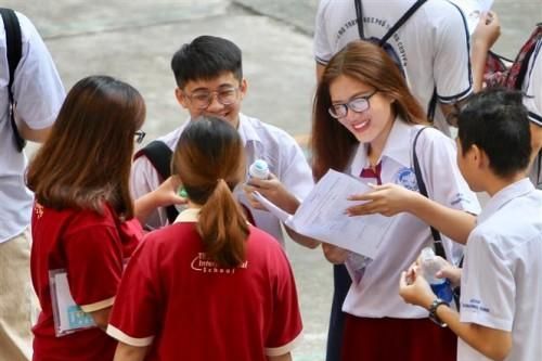 Hơn 10.800 học sinh Hà Nội được miễn thi ngoại ngữ là những ai?