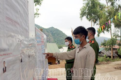 Hướng về ngày hội non sông