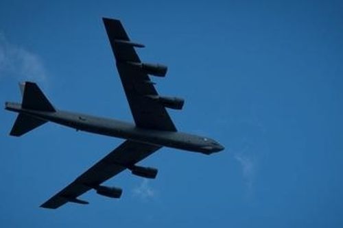 B-52 Mỹ áp sát lãnh thổ Nga