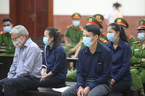 Tiếp tục xét xử vụ án Út 'trọc': Hai bị cáo không đồng ý luật sư chỉ định