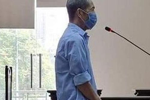 Giảm án cho người đàn ông 70 tuổi sát hại con đẻ