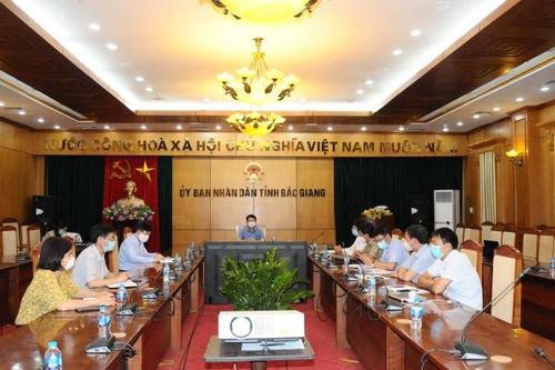 Họp khẩn tiểu ban điều trị COVID-19 tỉnh Bắc Giang: Bệnh nhân dồn dập, nhưng quyết tâm không có ca tử vong