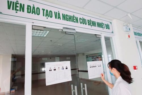 Hòm phiếu bầu cử sẽ đến tận phòng bệnh tại bệnh viện đang điều trị COVID-19