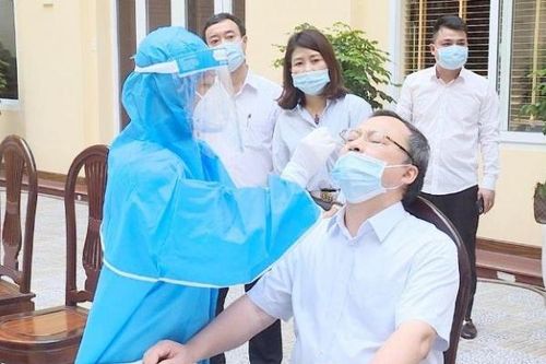 Hưng Yên lập 18 tổ lấy mẫu cộng đồng xét nghiệm COVID-19