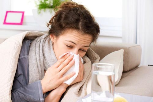 Tôi có phải khai báo y tế khi mua thuốc hạ sốt, chữa ho?