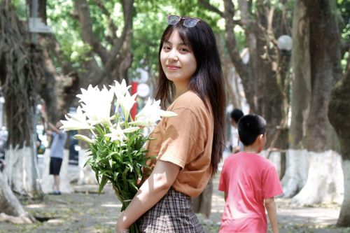 Suýt bị đuổi học vì kém tiếng Anh, nữ sinh nhận học bổng toàn phần