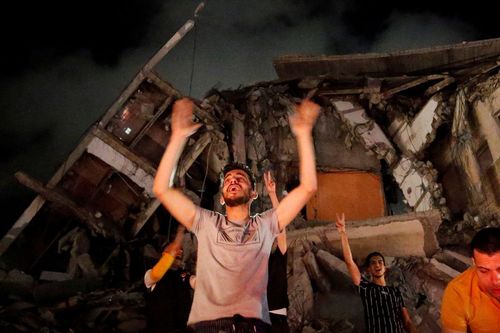 Dân Gaza nửa đêm ăn mừng sau lệnh ngừng bắn Hamas - Israel