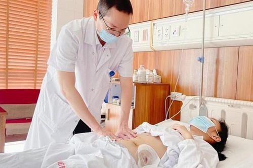 Nữ sinh bị đứt đôi đuôi tụy do tai nạn giao thông