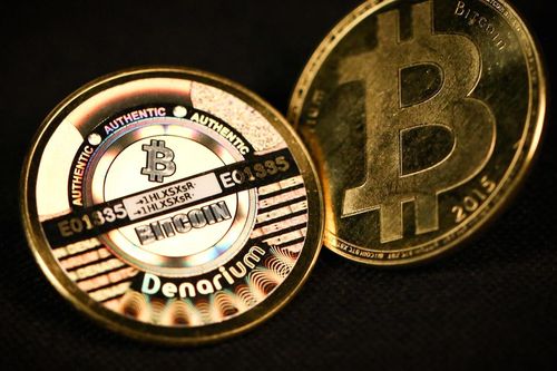 Ai quyết định giá của Bitcoin, Dogecoin?