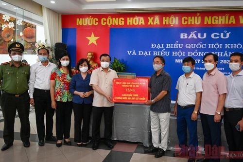 Bảo đảm tuyệt đối an toàn về phòng dịch tại các điểm bầu cử