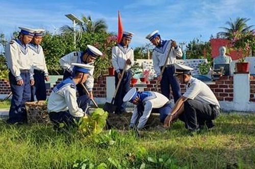 Những tiết lộ thú vị đầu tiên trên Báo Quân đội nhân dân về Trường Sa