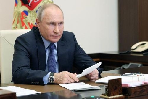 Tự tin năng lực răn đe hạt nhân tiên tiến nhất thế giới, Tổng thống Putin cảnh báo cứng rắn tới những kẻ nhòm ngó Nga