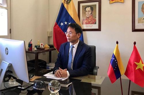 Việt Nam chia sẻ kinh nghiệm phát triển nông nghiệp với Venezuela