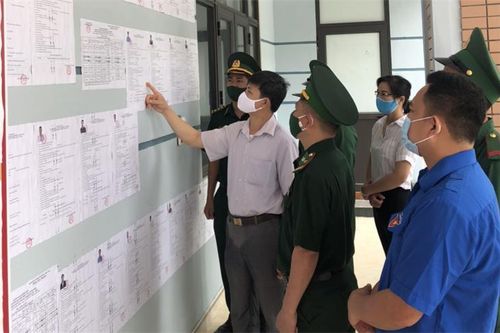Rộn ràng trước ngày hội của đất nước