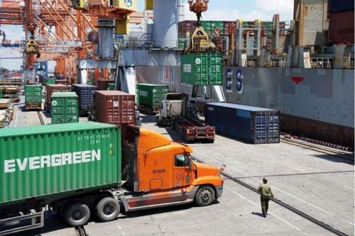 Hoạt động xuất khẩu gặp khó do chi phí logistics tăng cao