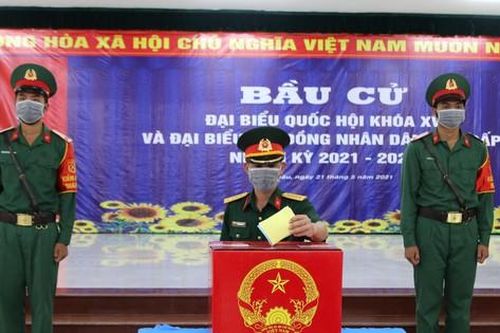 Kiên Giang: Gần 2.000 cử tri xã đảo Thổ Chu đi bầu cử sớm