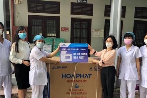 Tập đoàn Hòa Phát ủng hộ 3 tỷ đồng và 30 tủ đông giúp Bắc Giang chống dịch