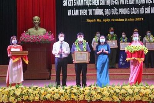 Chi bộ VKSND huyện Thạch Hà học tập và làm theo lời Bác