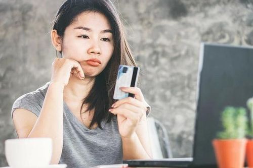 8 cách nghĩ về tiền khiến bạn mãi nghèo