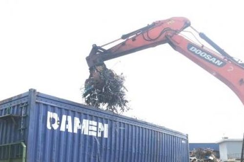 Những cú giật lắc siêu tốc của một cổ phiếu thép