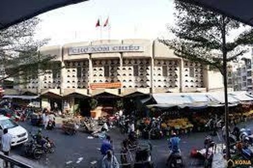 TP.HCM thông báo khẩn tìm người đến 3 quán ăn ở Xóm Chiếu