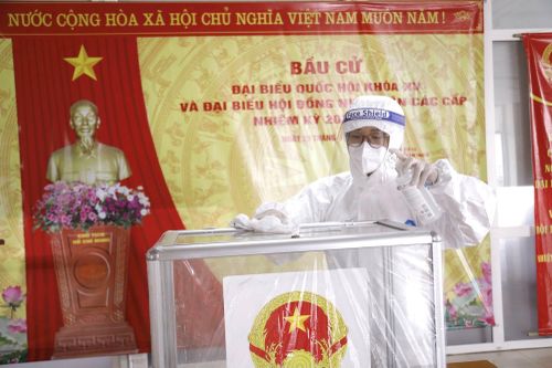 Chuẩn bị sẵn sàng cho 2.200 công dân cách ly tại Bệnh viện K tham gia bầu cử