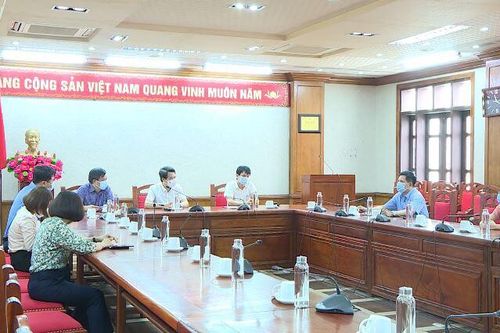 Kiểm tra công tác chuẩn bị bầu cử và phòng, chống dịch Covid-19 tại huyện Phúc Thọ