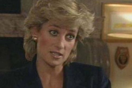 BBC xin lỗi vì đã dùng mánh khóe để phỏng vấn Diana 25 năm trước