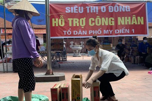 Bắc Giang: Gần 20.000 công nhân được nhận lương thực, thực phẩm từ 'Siêu thị 0 đồng hỗ trợ công nhân'