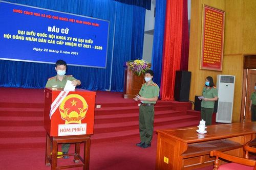 Bắc Ninh: 100% cử tri đi bỏ phiếu tại 14 điểm bầu cử sớm