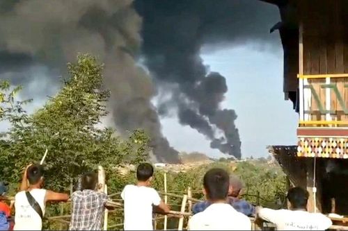 Tình hình Myanmar: Lực lượng đối lập tấn công thị trấn khai thác ngọc bích Hkamti, Chính quyền quân sự bị cáo buộc cố tình kéo dài thời gian